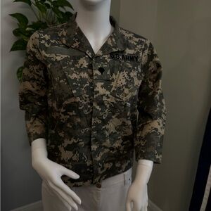 US Army Camouflage Jacket with E4 rank kids size M
